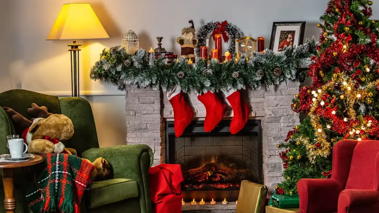 red christmas stockings zoom backgroundhttps://livestorm.co/virtual-background-library/red-stockings-christmas-tree-and-fireplace